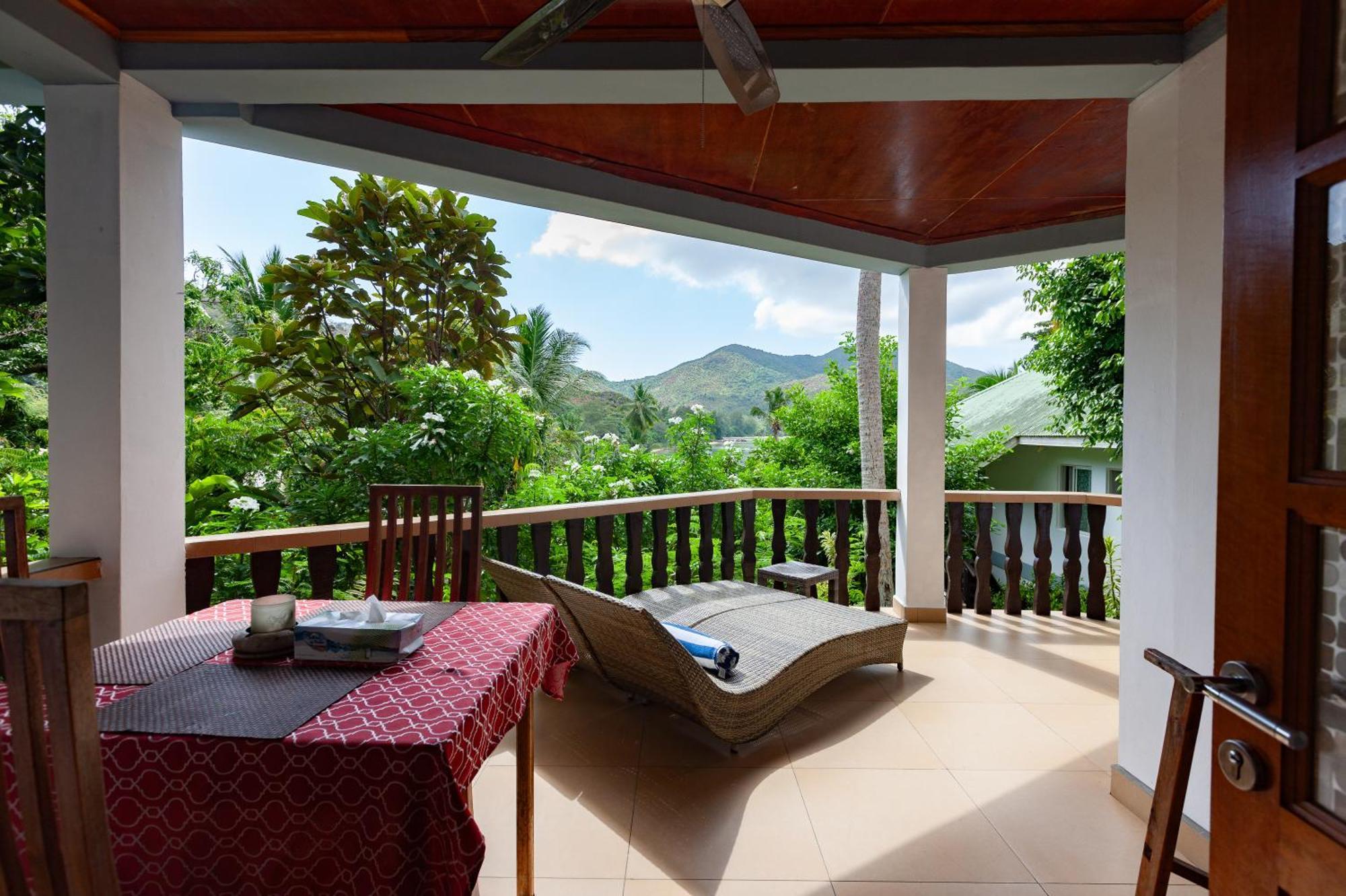 Sea View 3* Baie Sainte Anne